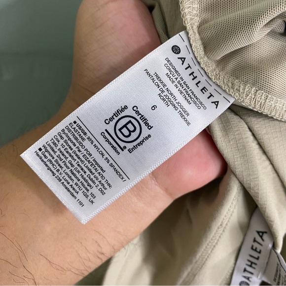 Athleta Trekkie North Jogger Beige‎ Sz 6 405726 Hiking Pant Stretch - Picture 6 of 6
